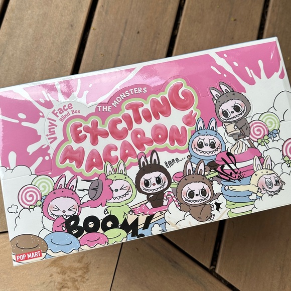 “Surprise Box” - Labubu - Exciting Macaron - Picture 3 of 6